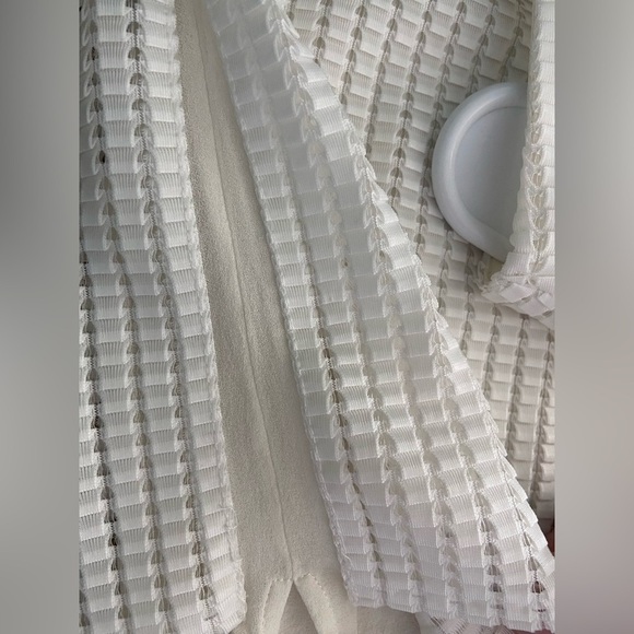 Vince White Textured Woven Lattice Knit Silk Top Sz Large - Picture 10 of 11